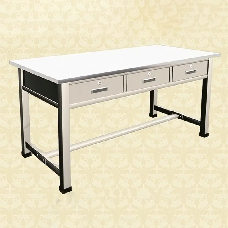 Стол из нержавеющей стали